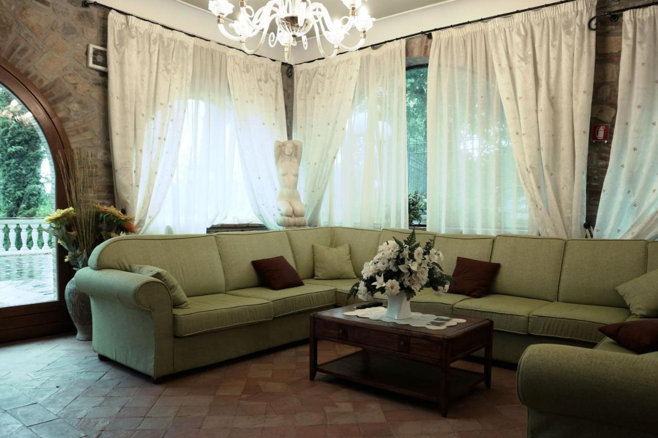 Agriturismo Beata Vanna Fabro Luaran gambar